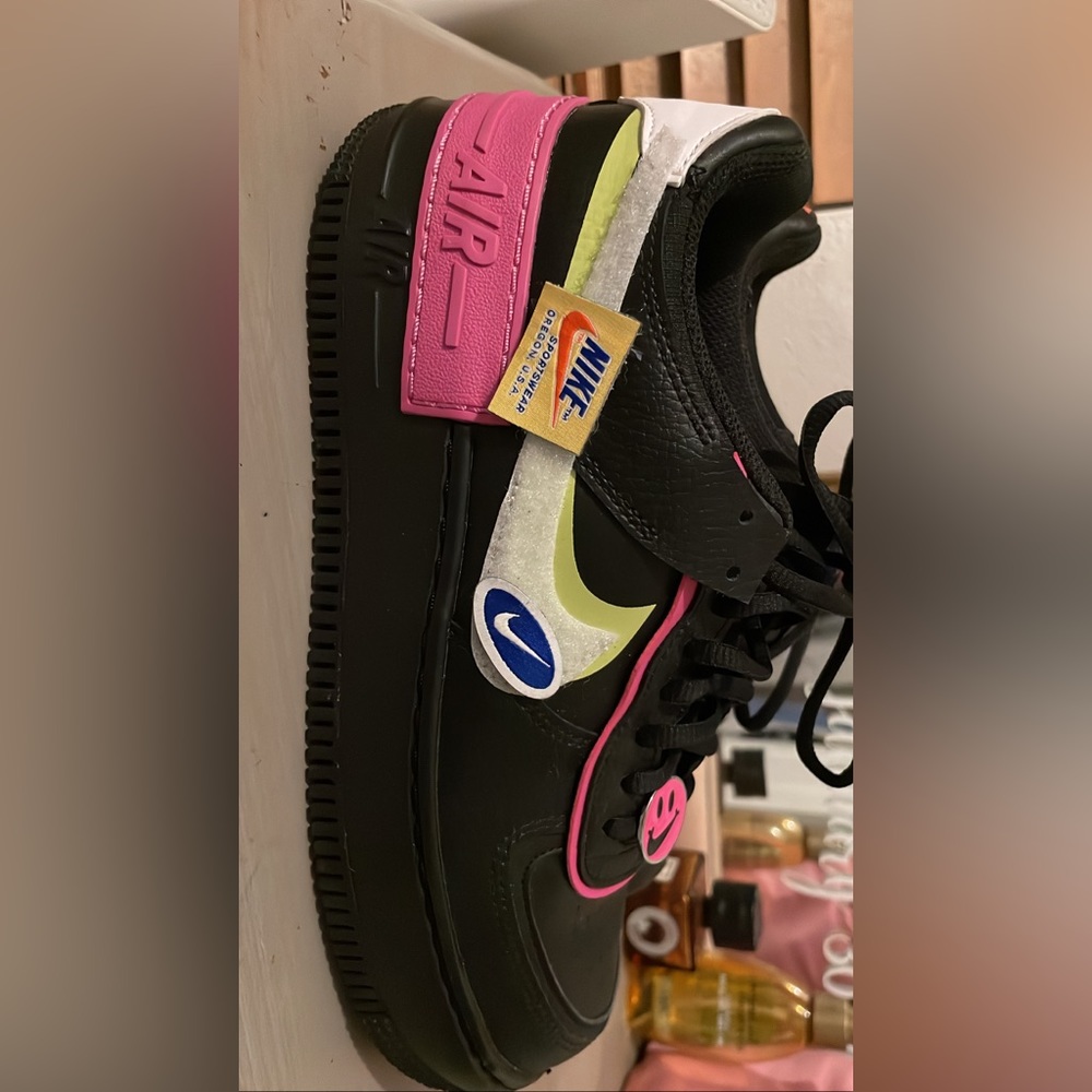 Nike Black Airforces size 7.5 in GREAT condition!